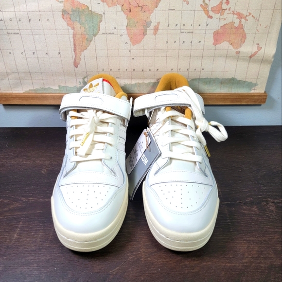 BRAND NEW Adidas Forum 84 Low Victory Gold Men's Size: 11.0 - Picture 2 of 5